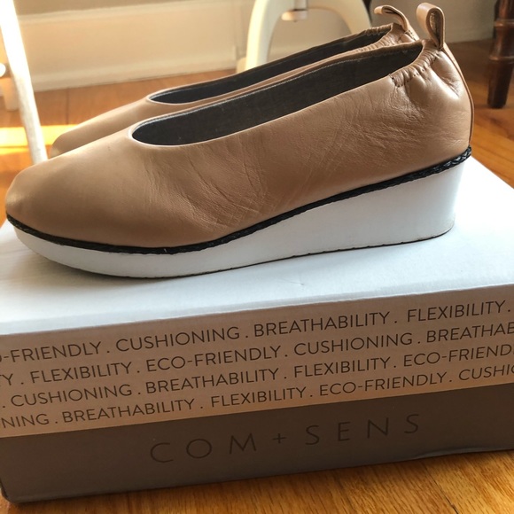 com+sens Shoes - Nude flat wedge size 8 Com + Sens